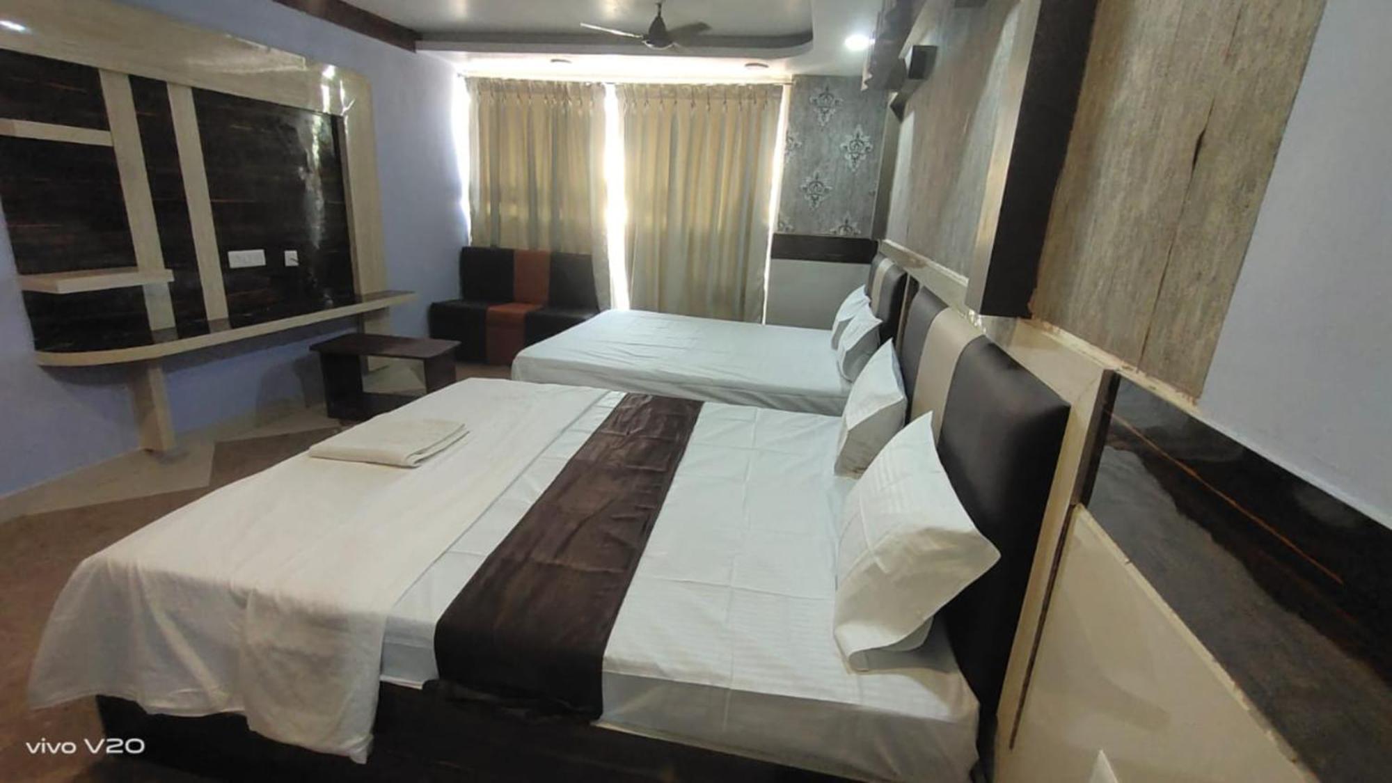 Hotel Tara Lodge Grand Road Puri - Near Jagannath Temple - Best Location Bagian luar foto
